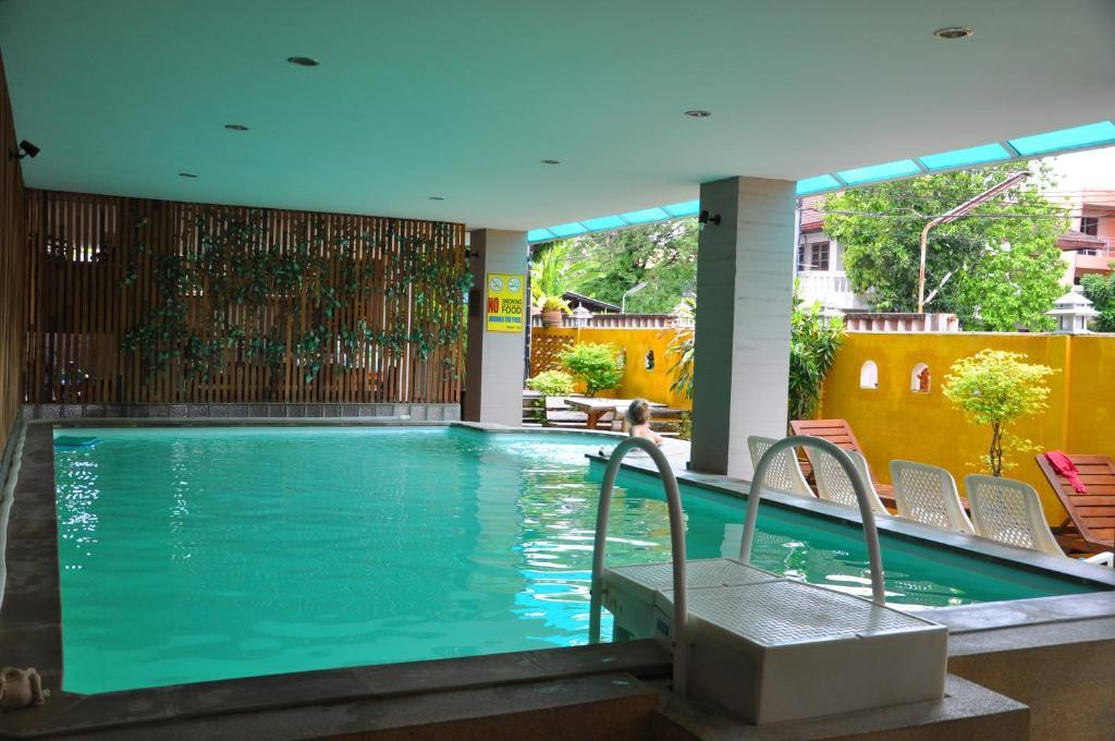 Thaphae Garden Guesthouse Chiang Mai Exterior foto